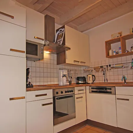 Feriehus Doppelhaushaelfte Bernsteinhaus I, Trassenheide, Cleaning Included Trassenheide